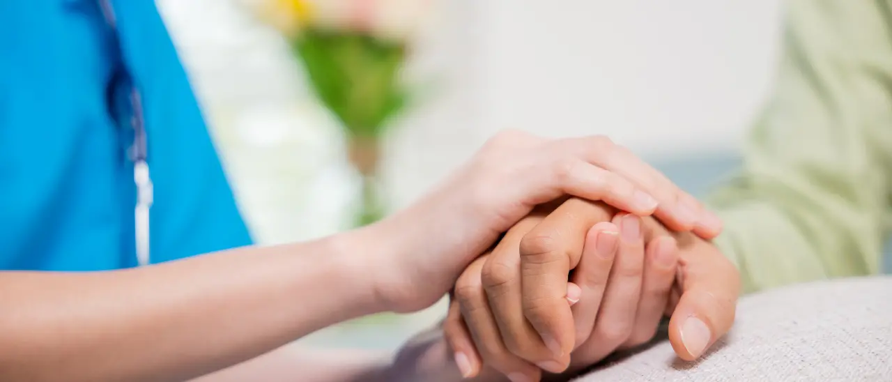 Dal calvario alla gratitudine,\u00A0il racconto di una paziente sull’umanità incontrata all’ospedale di\u00A0Vibo: «Eccezionali»\n