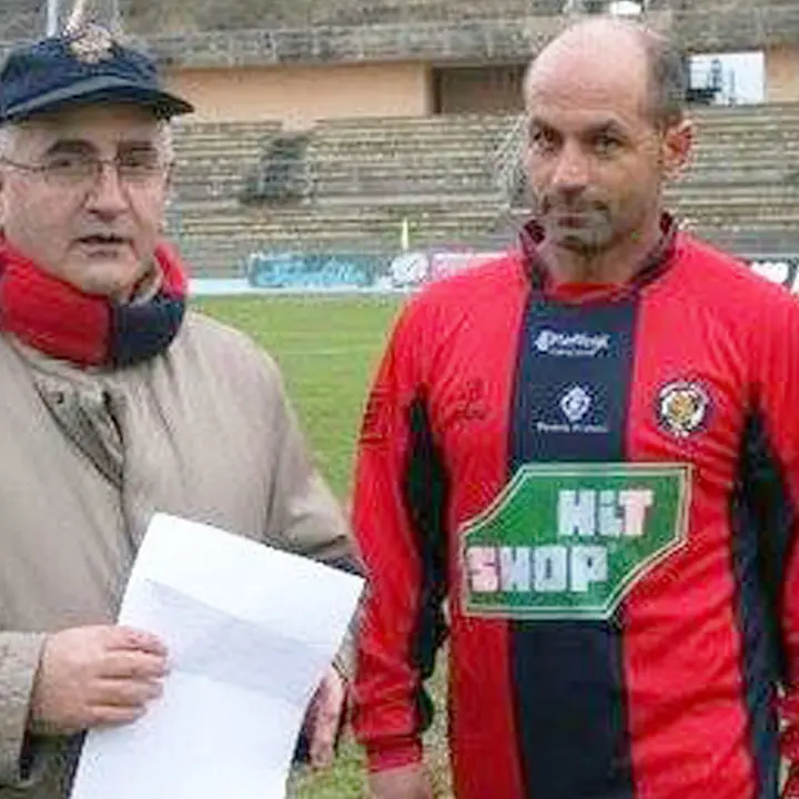 Cosenza, addio a Tonino Tocci: tifoso dei Lupi con il cuore rossoblù\n