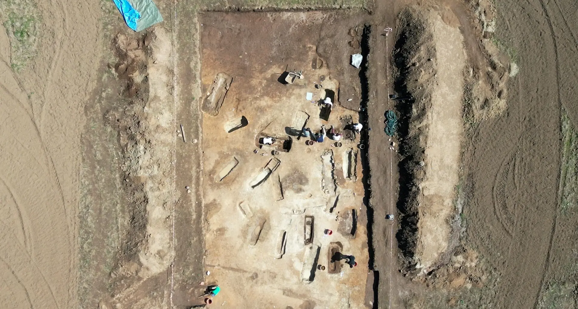 Necropoli di Torre Galli, cento anni dopo: le nuove scoperte a LaC Storie