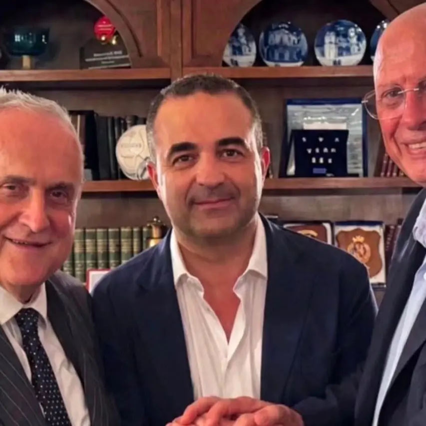 Nuova era per la Reggina, completato il passaggio societario al gruppo della famiglia Lotito\n