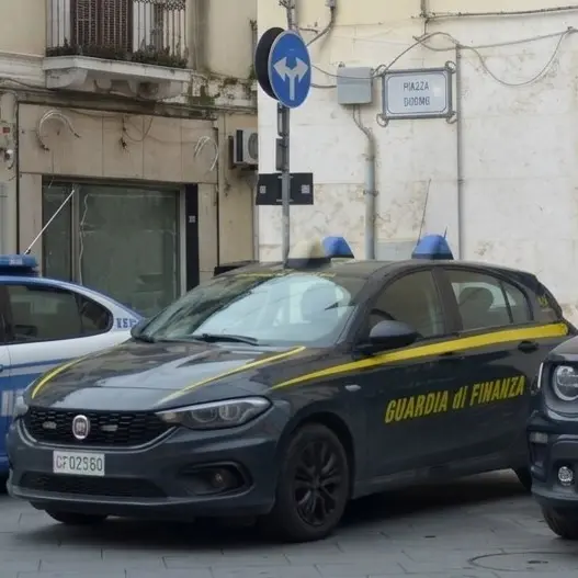 Controlli interforze nel Crotonese, chiusa un'officina abusiva e sanzioni per 7.500 euro\n