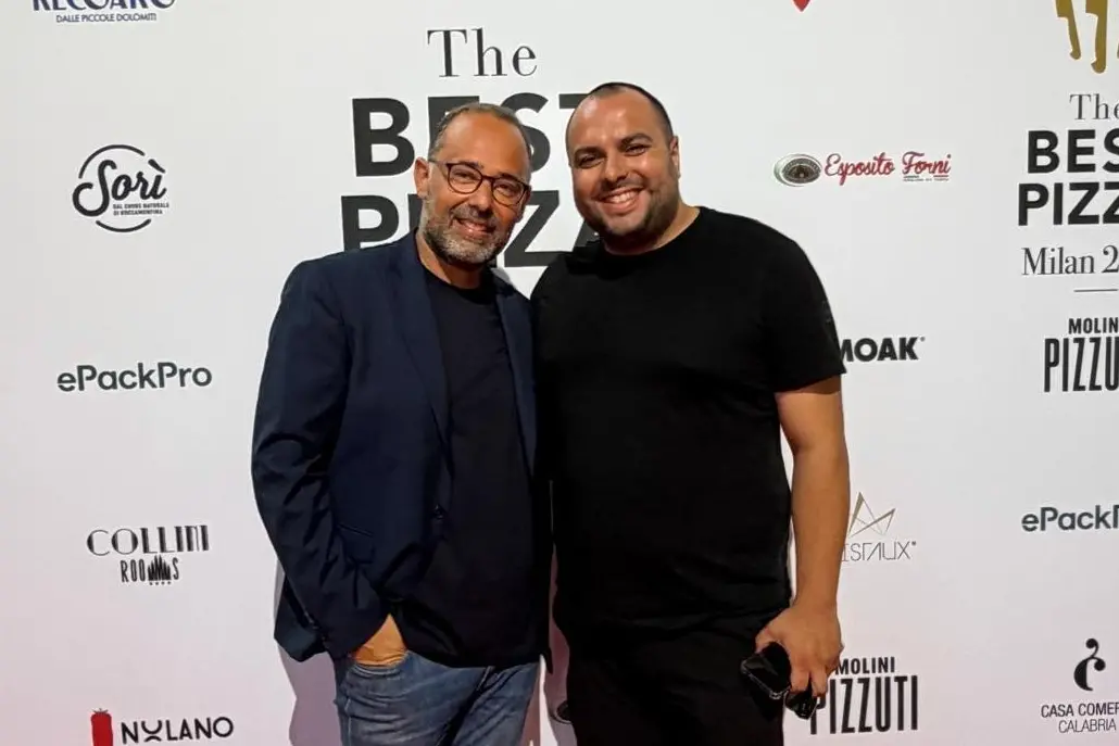 Il maestro pizzaiolo calabrese Roberto Davanzo medaglia d’argento al The Best Pizza Award 2026 di Milano\n