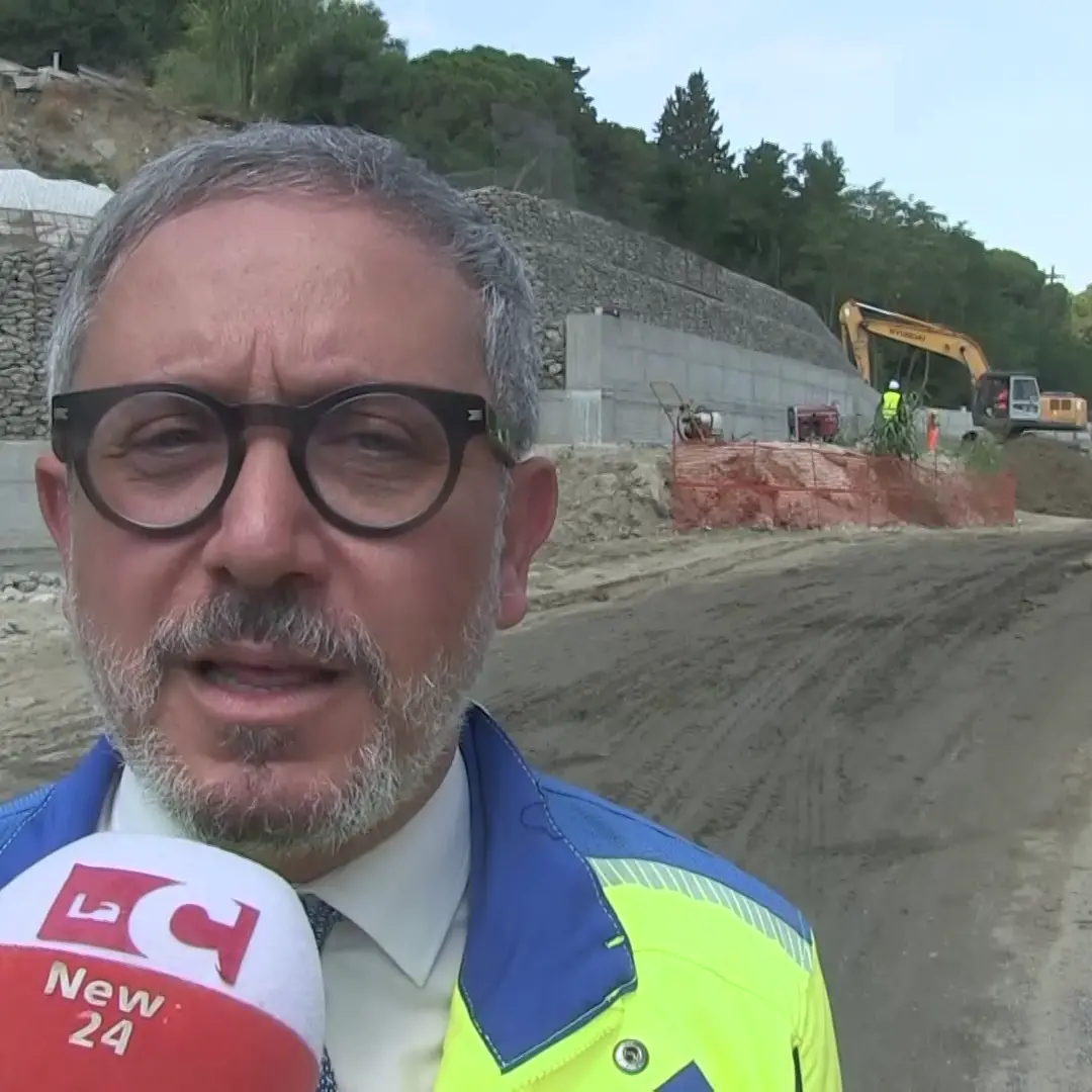 <p>Due milioni per consolidare l’imbocco della galleria di Copanello. Curcio (Anas): «Lavori finiti entro l’estate»</p>