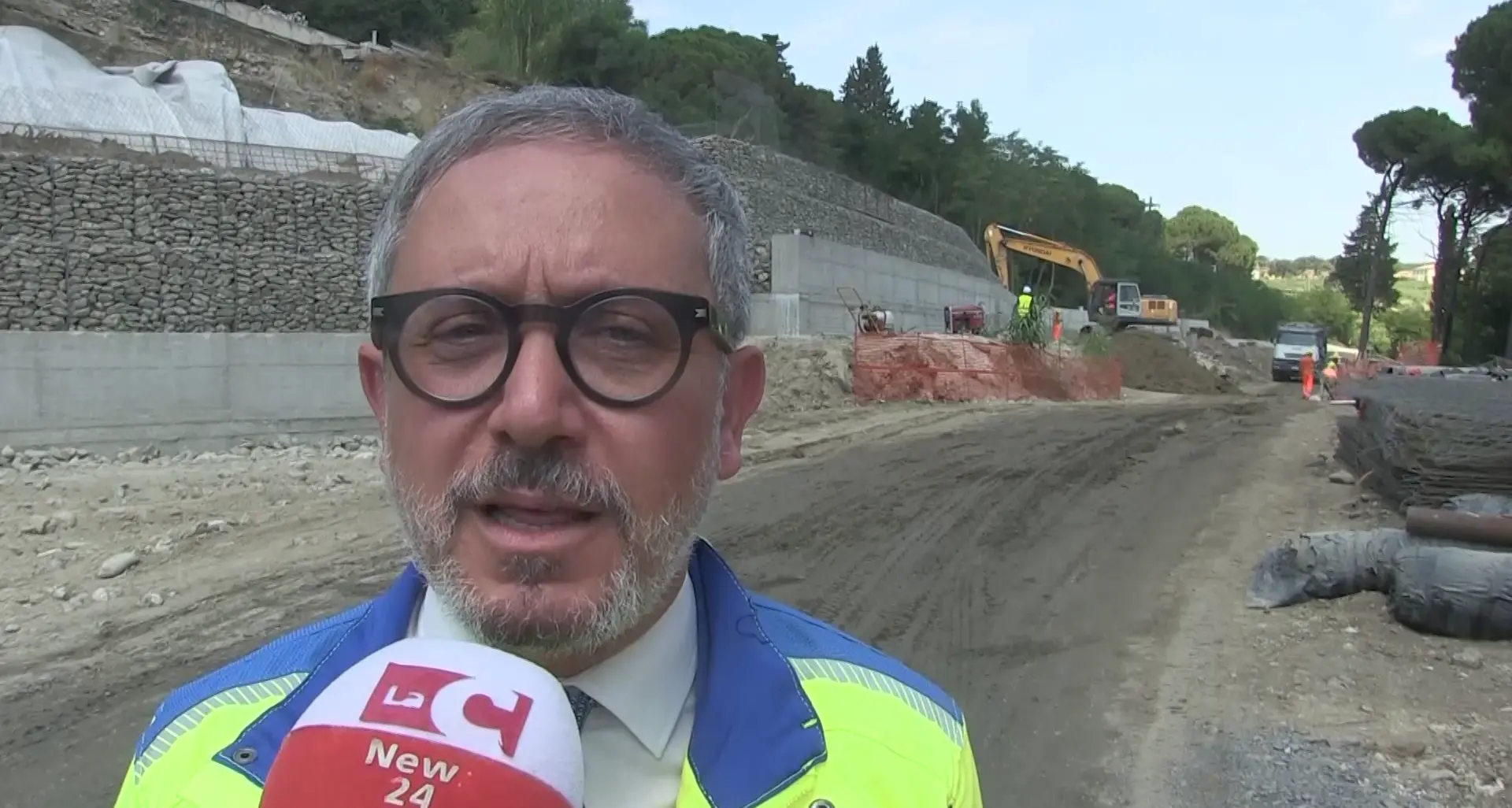 Due milioni per consolidare l’imbocco della galleria di Copanello. Curcio (Anas): «Lavori finiti entro l’estate»