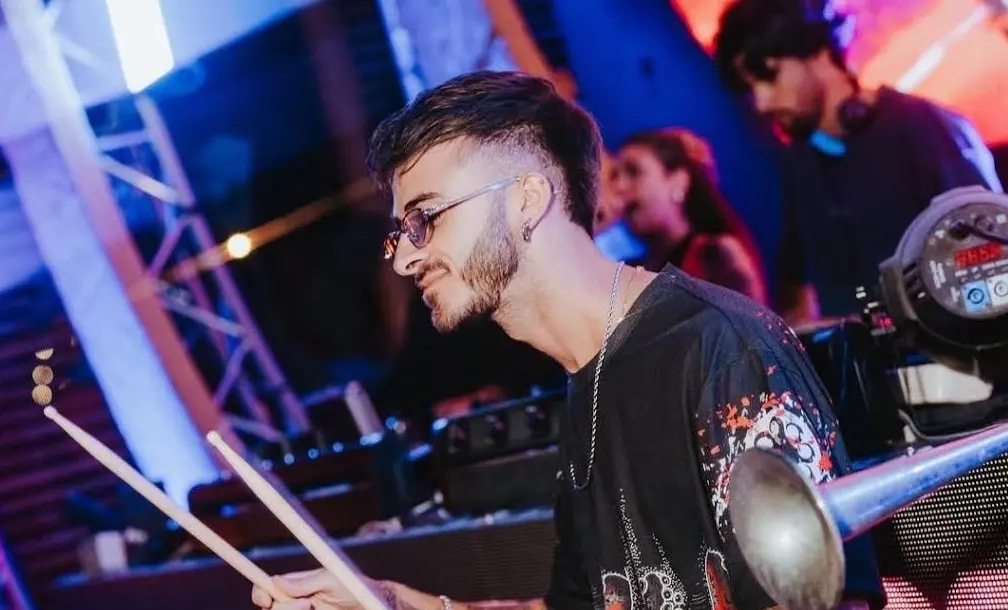 Dall’Italia a Paxos: il percussionista Gabriele Malgeri vola in Grecia per un prestigioso evento internazionale\n
