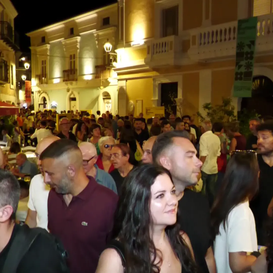 Il Bob Fest entra nel vivo: dalla cena ancestrale all’Isola di Dino alla notte nel borgo di San Nicola Arcella\n