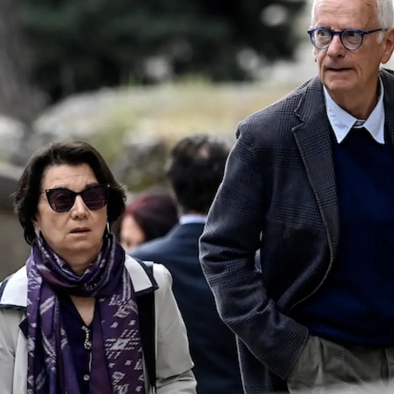 <p>Continuano senza sosta le ricerche del marito della ministra scomparso nel lago</p>