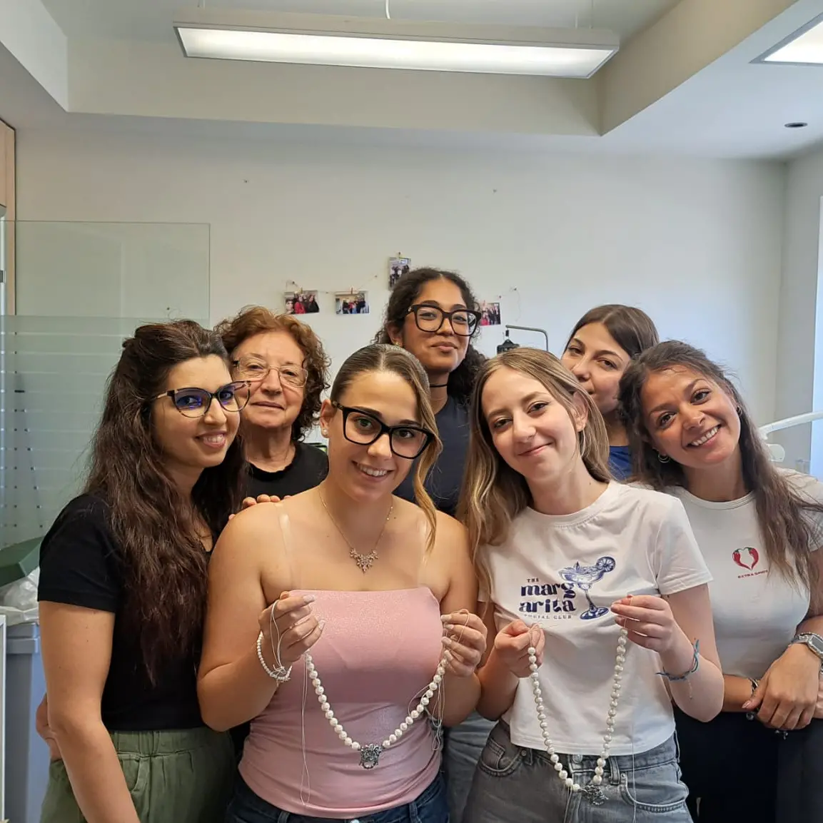 Dalla challenge di oreficeria alla bottega di Gerardo Sacco: il talento di due studentesse calabresi premiato con uno stage d'eccellenza\n