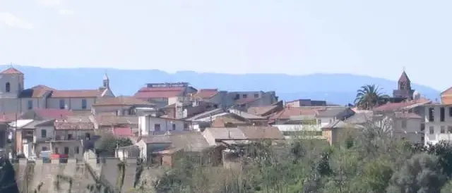 Furti, assalto a un bancomat e rapina in una gioielleria: a Rizziconi è allarme. Il sindaco: «Escalation preoccupante»\n