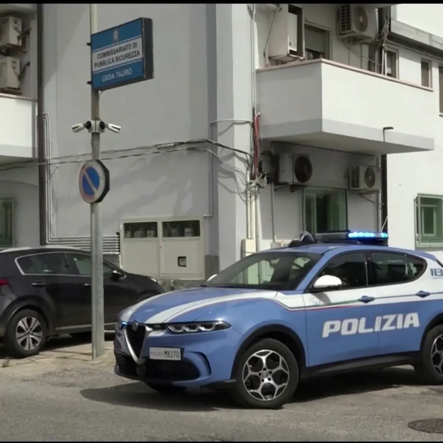 Rapina\u00A0gioielleria di Rizziconi, il SAP elogia il Commissariato di Gioia Tauro: «Professionalità e straordinaria efficacia investigativa»\n
