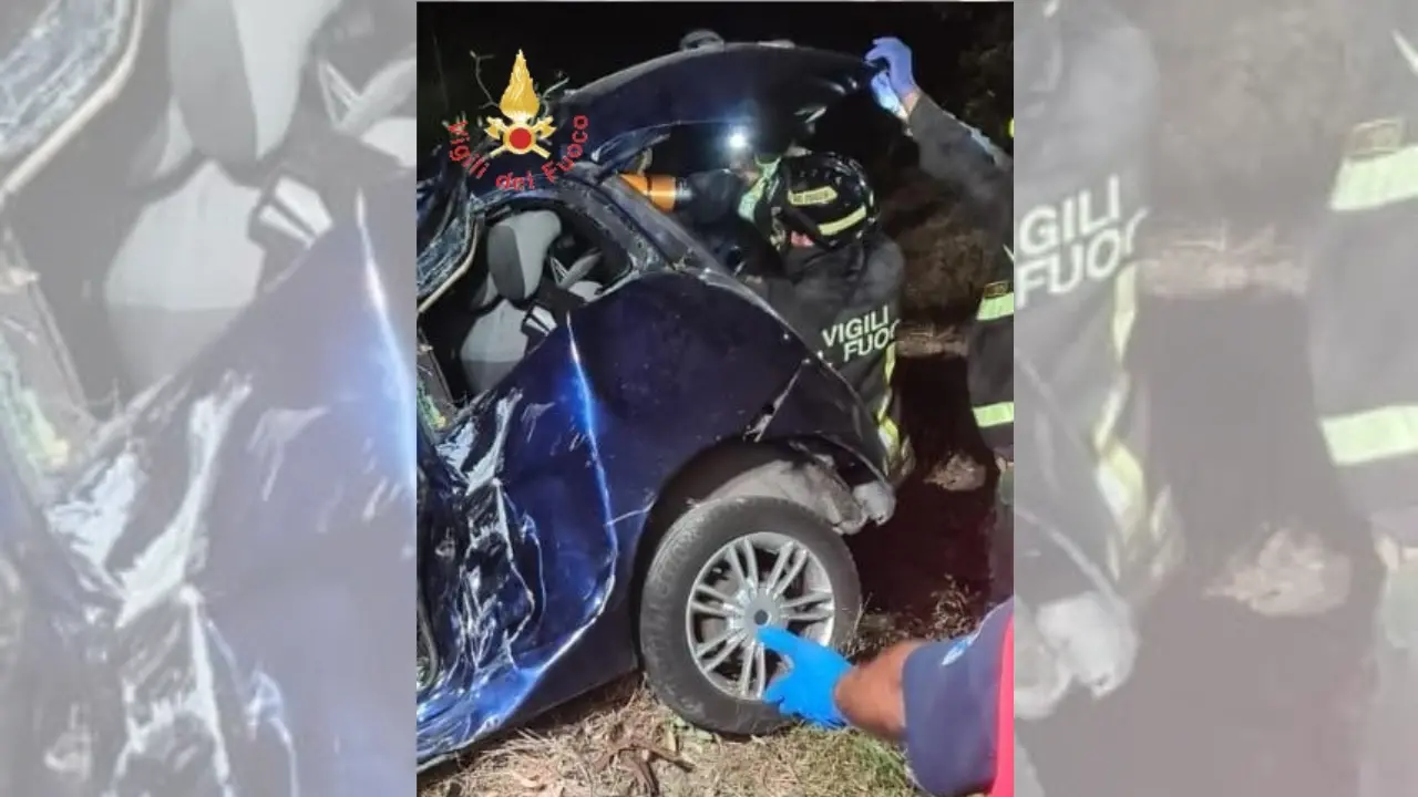Tragico incidente all’alba nel comune di Squillace: Samuele perde la vita\u00A0a 20 anni\u00A0\n