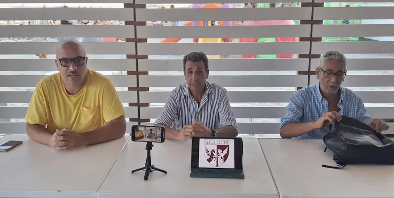 Nasce l’AC Locri 1907: nuova identità per il calcio amaranto nel segno della storia e del futuro\n