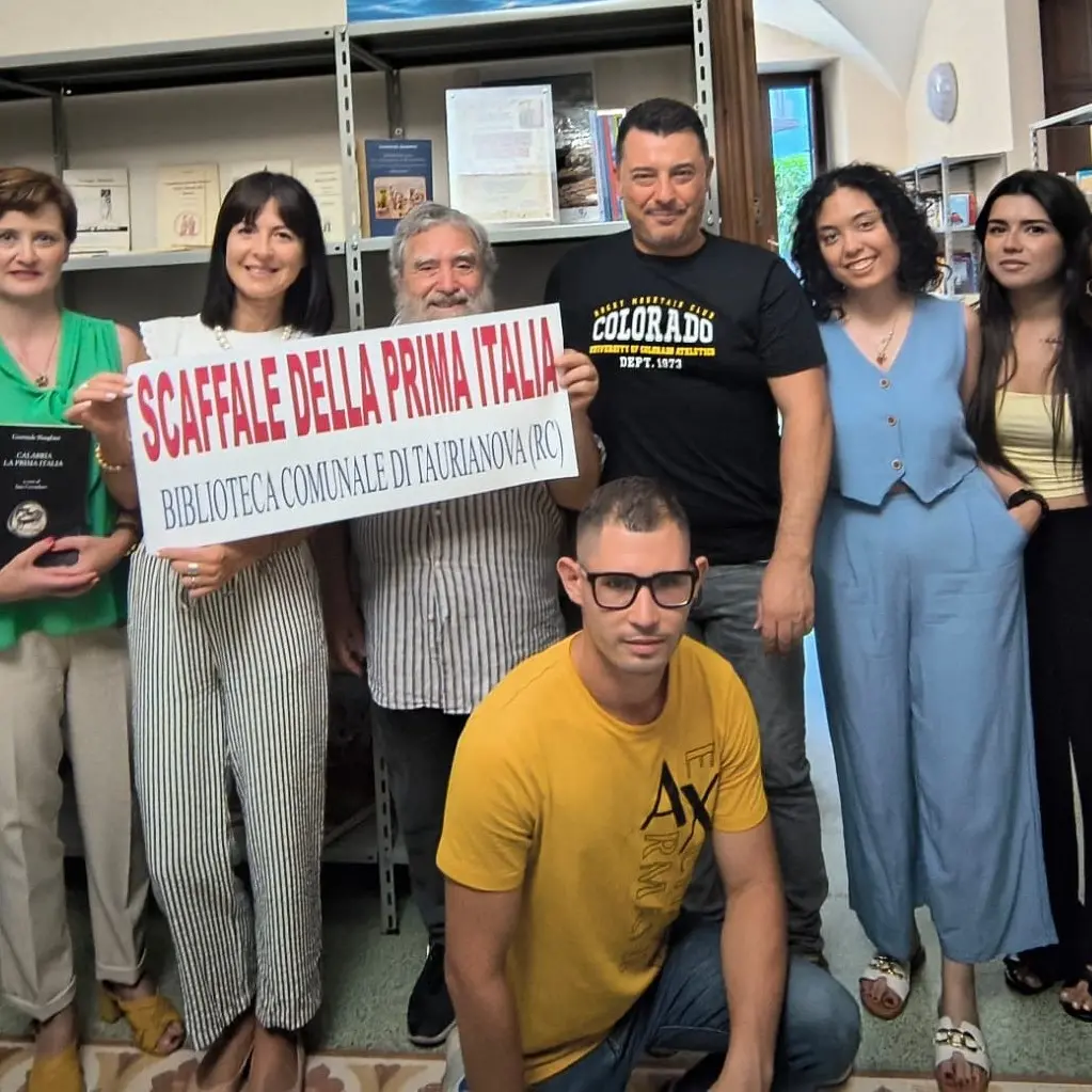 “Calabria Prima Italia”: inaugurato a Taurianova lo Scaffale dedicato alle origini della storia nazionale\n