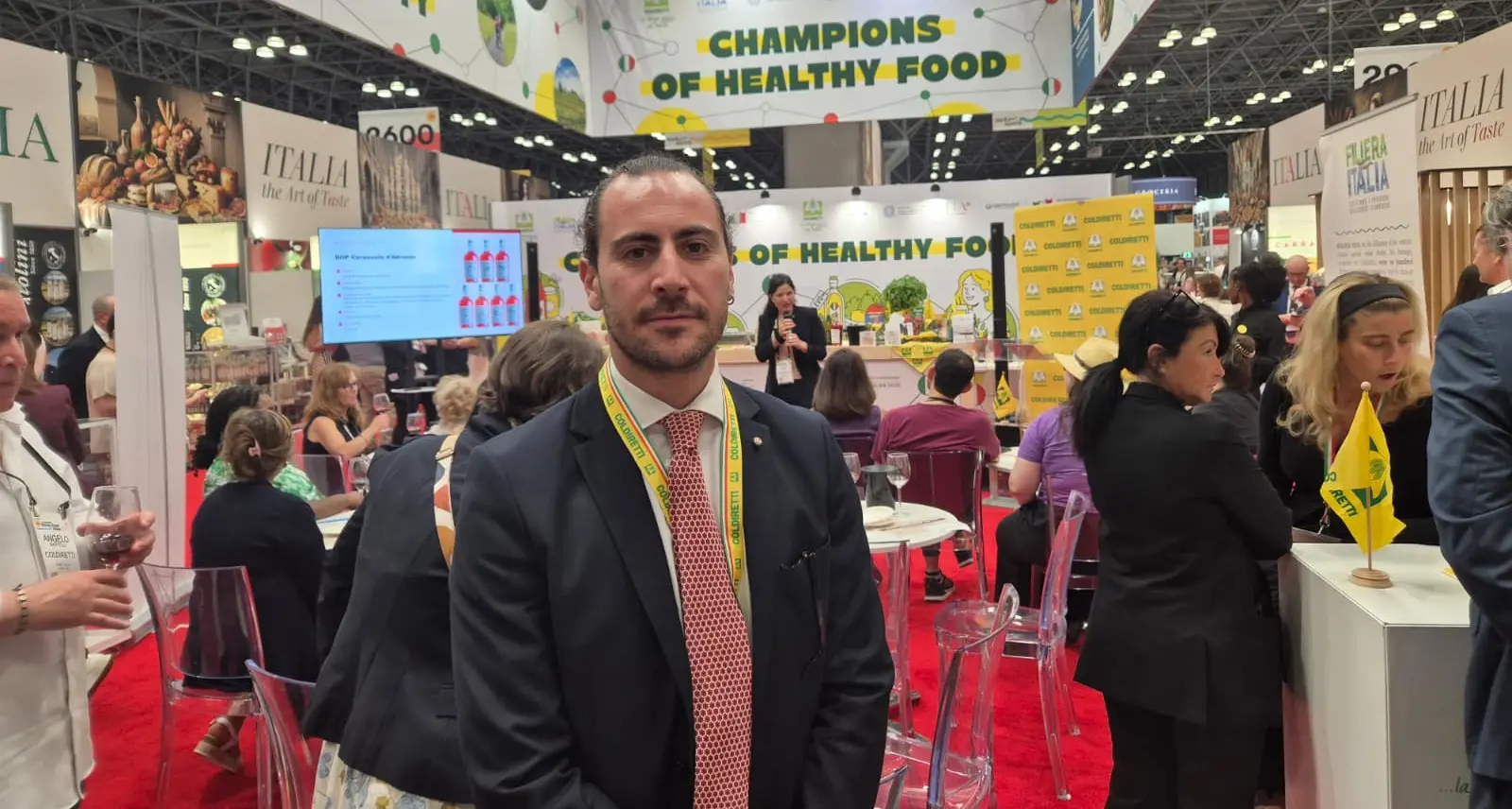 Coldiretti a New York contro l’italian sounding, Parisi: «Troppi prodotti calabresi imitati, serve trasparenza»\n