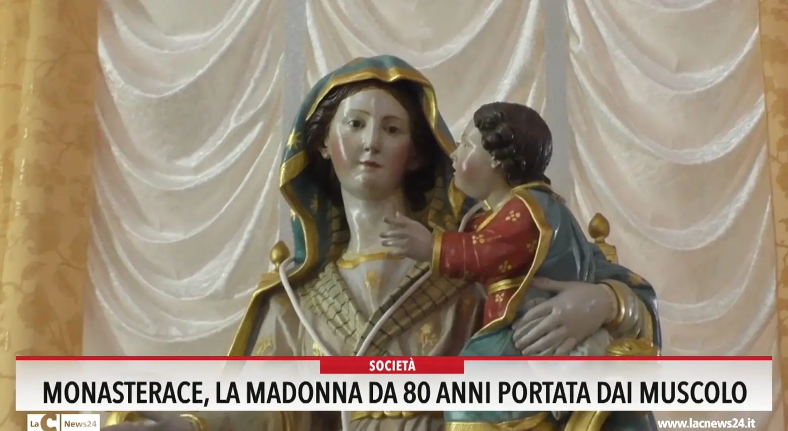 Monasterace, la Madonna da 80 anni portata dai Muscolo