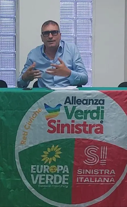 Rigassificatore di Gioia Tauro, Campana (EuropaVerde –\u00A0Avs): «Occhiuto insiste su progetto del passato, Calabria attende\u00A0svolta strategica»\n
