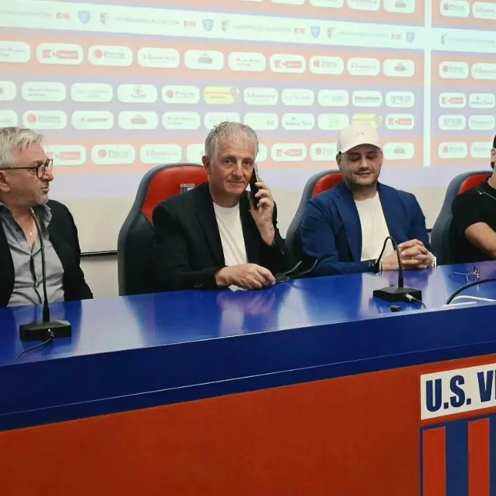 Vibonese Calcio all'anno zero,\u00A0Vullo prende il timone, Putrino presidente: «Non facciamo proclami. Ci faremo apprezzare per il lavoro»\n