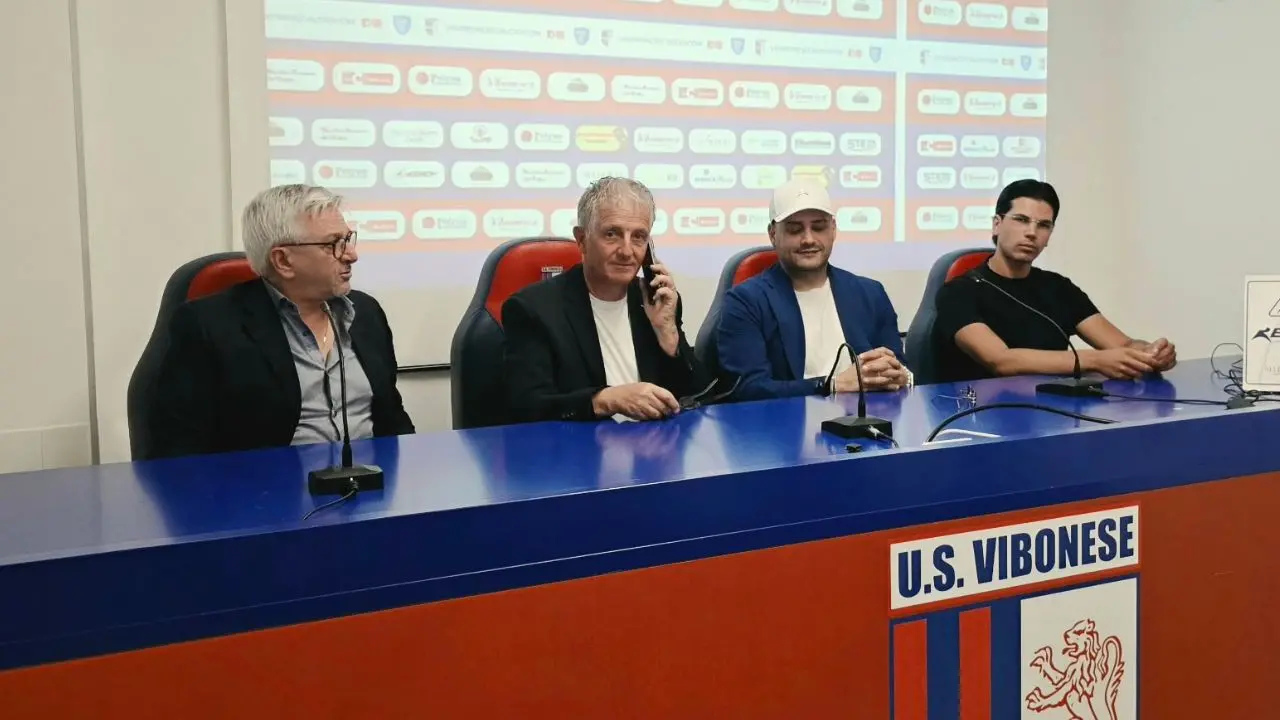 Vibonese Calcio all'anno zero,\u00A0Vullo prende il timone, Putrino presidente: «Non facciamo proclami. Ci faremo apprezzare per il lavoro»\n
