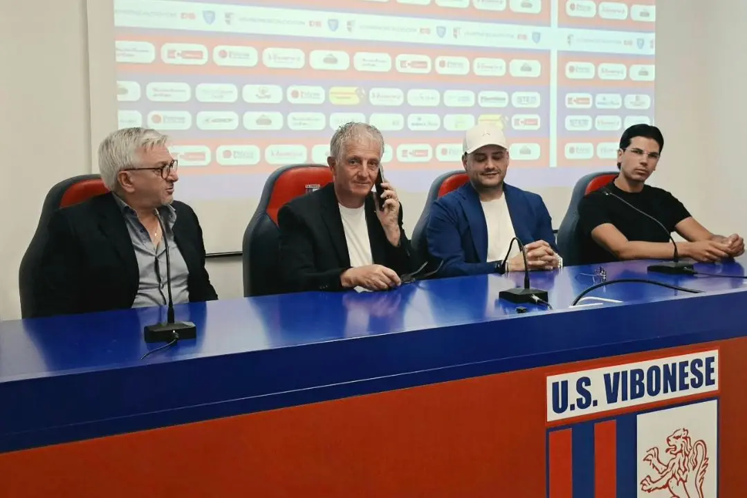 Vibonese Calcio all'anno zero,\u00A0Vullo prende il timone, Putrino presidente: «Non facciamo proclami. Ci faremo apprezzare per il lavoro»\n