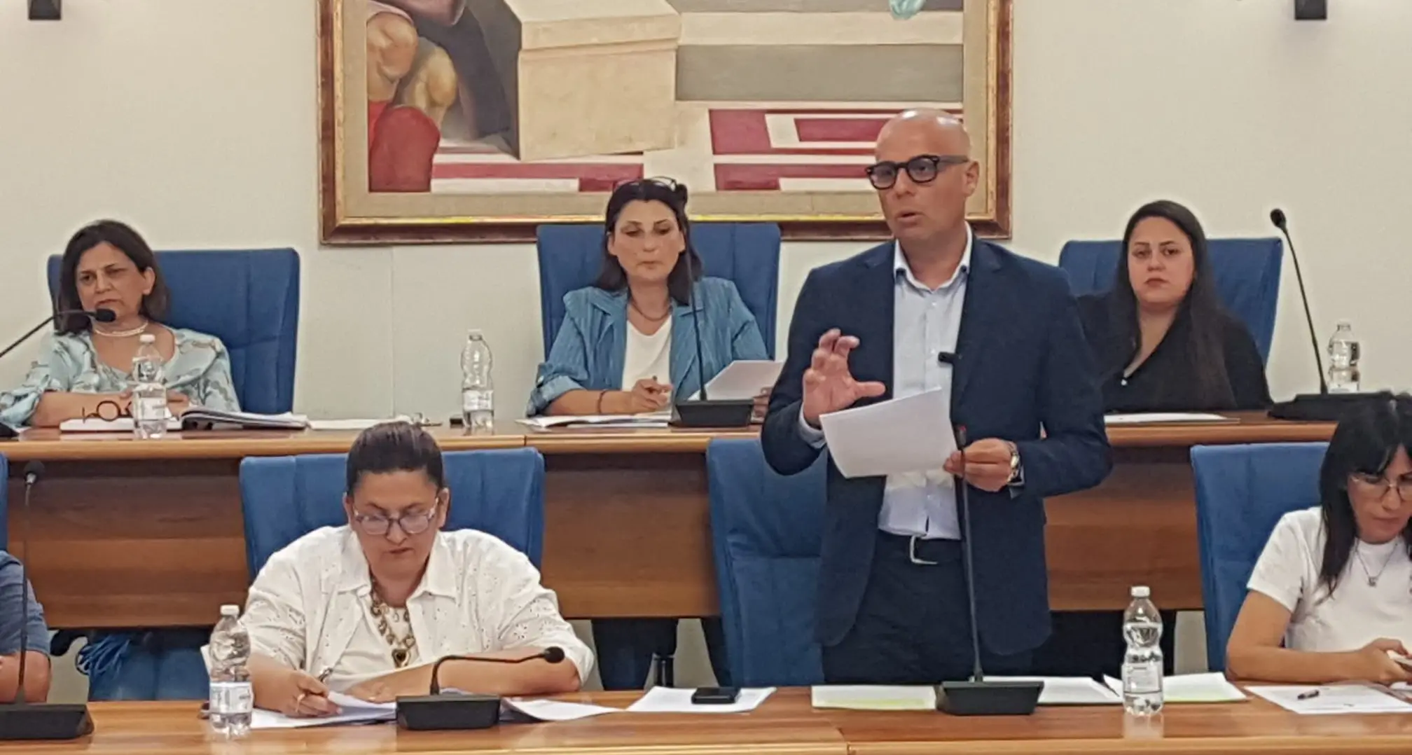 «Spoke o accorpamento al GOM», il Consiglio comunale di Melito rilancia sul futuro del Tiberio Evoli\n