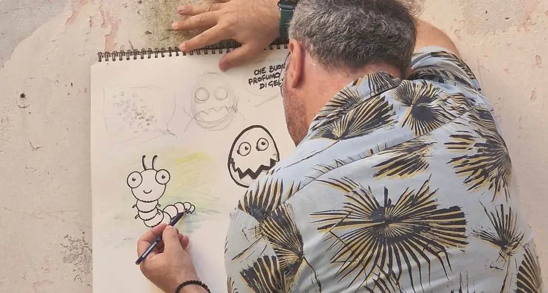 Catanzaro, il progetto “Strade di Velluto” porta l’arte inclusiva nel centro storico\n
