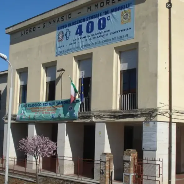 Preside e docenti del Liceo “Morelli” di Vibo ricevuti al ministero, la sottosegretaria Frassinetti:\u00A0«Difendere il Classico significa costruire il futuro»\n