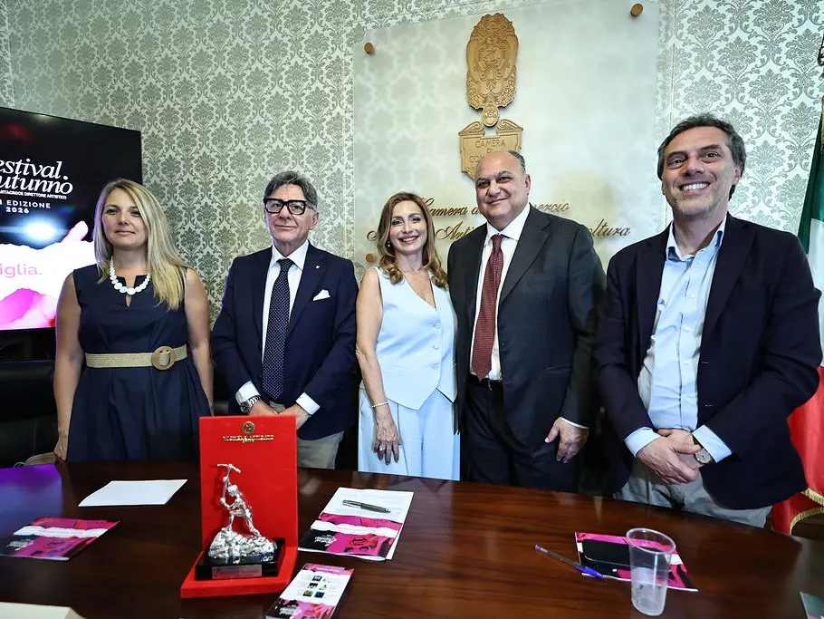 Da Massimo Ranieri a Capossela: un mese di grandi eventi a Catanzaro con la XXIII edizione del Festival d’Autunno
