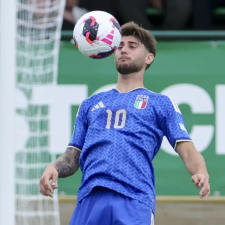 Us Catanzaro, Liberali trascina l'Italia Under 19 e il Como accelera sul mercato\n
