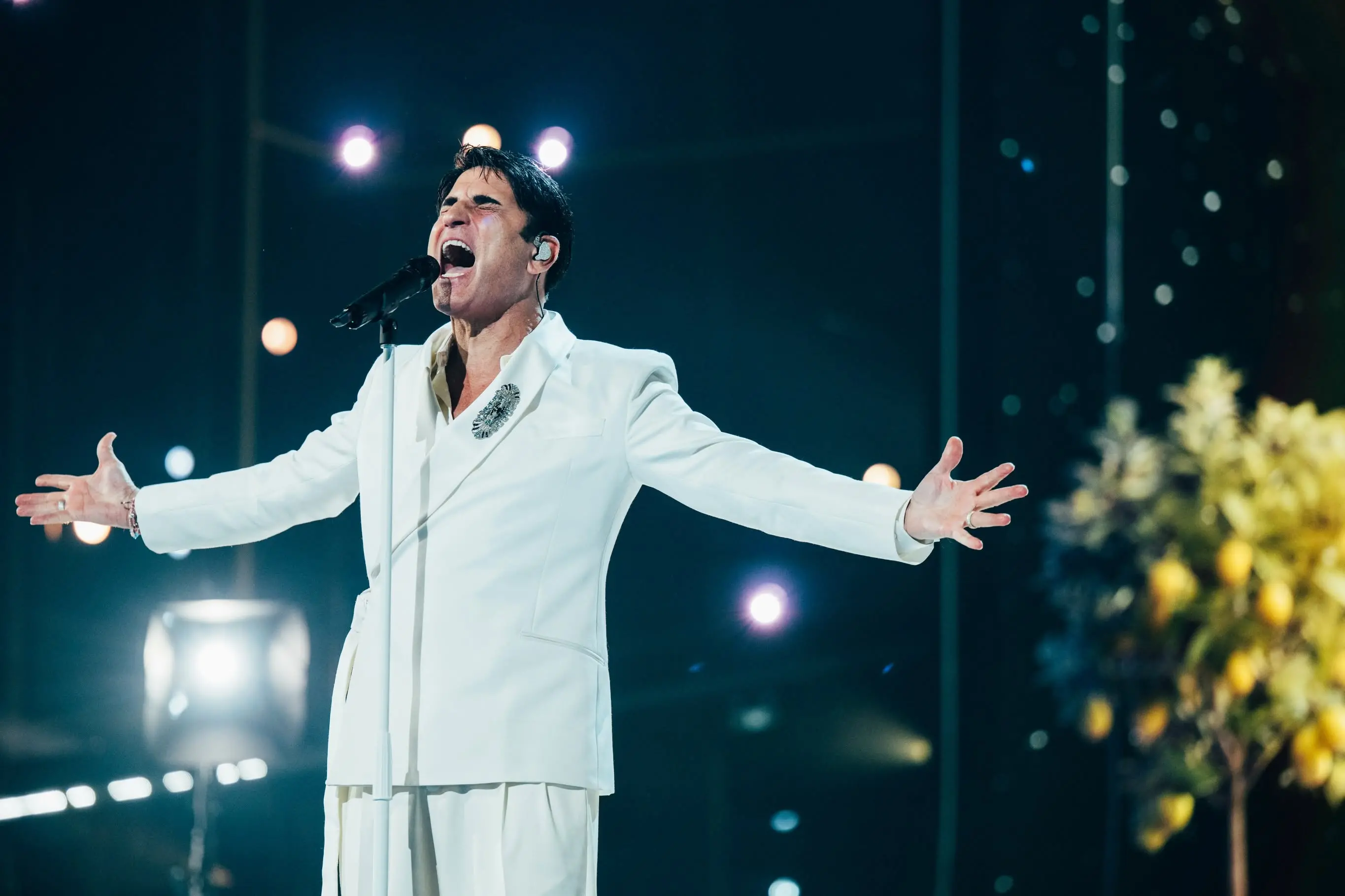 All’Arcella Open Air il concerto di Sal Da Vinci: il tour del trionfo fa tappa in Calabria\n