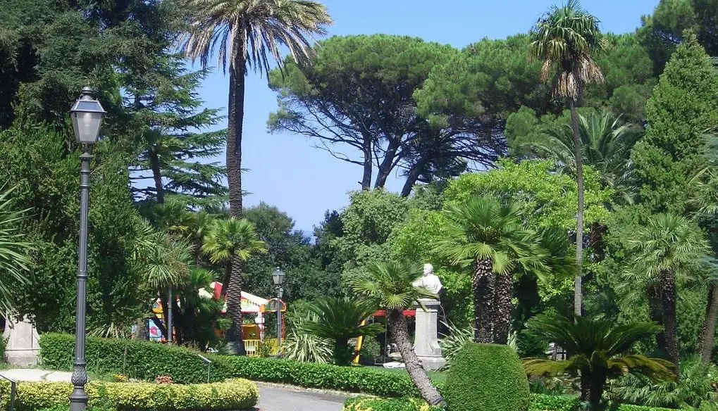 Intitolare al regista Giuseppe Petitto il nuovo spazio polifunzionale di Villa Margherita: la proposta del consigliere Vincenzo Capellupo\n