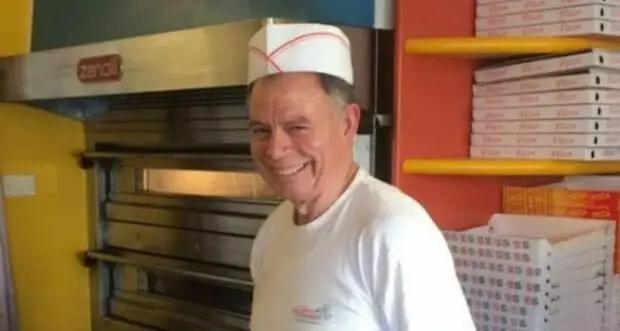 Reggio Emilia, pizzaiolo ucciso da un cliente che non voleva pagare. Un arresto nella notte\n