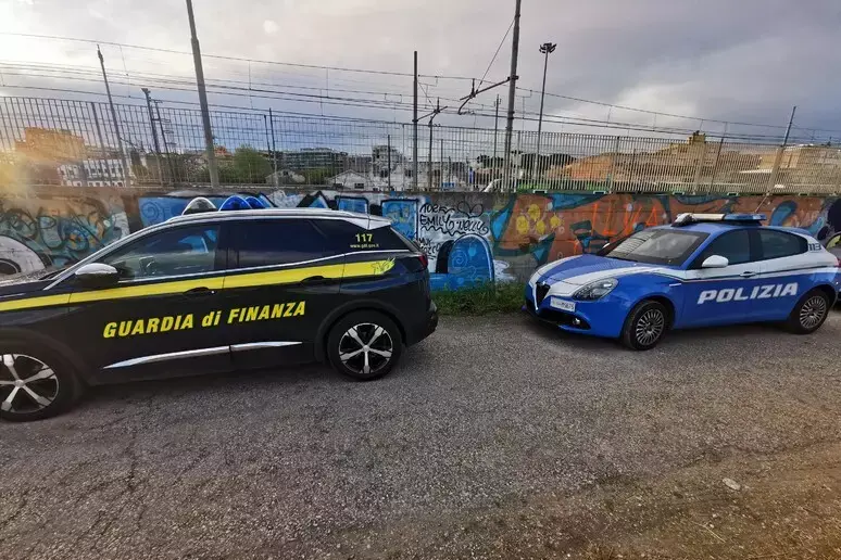Incendiarono un bar-tabaccheria di Vicenza per incassare l'assicurazione: arresti anche a Reggio Calabria\n