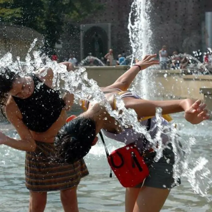 Caldo record, la morsa dell’afa si allenta ma non in Calabria: il 2 luglio a Reggio emergenza da bollino rosso\n