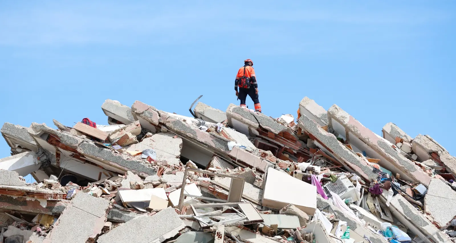 Venezuela, cinque giorni dopo il terremoto 12enne estratto vivo dalle macerie\n