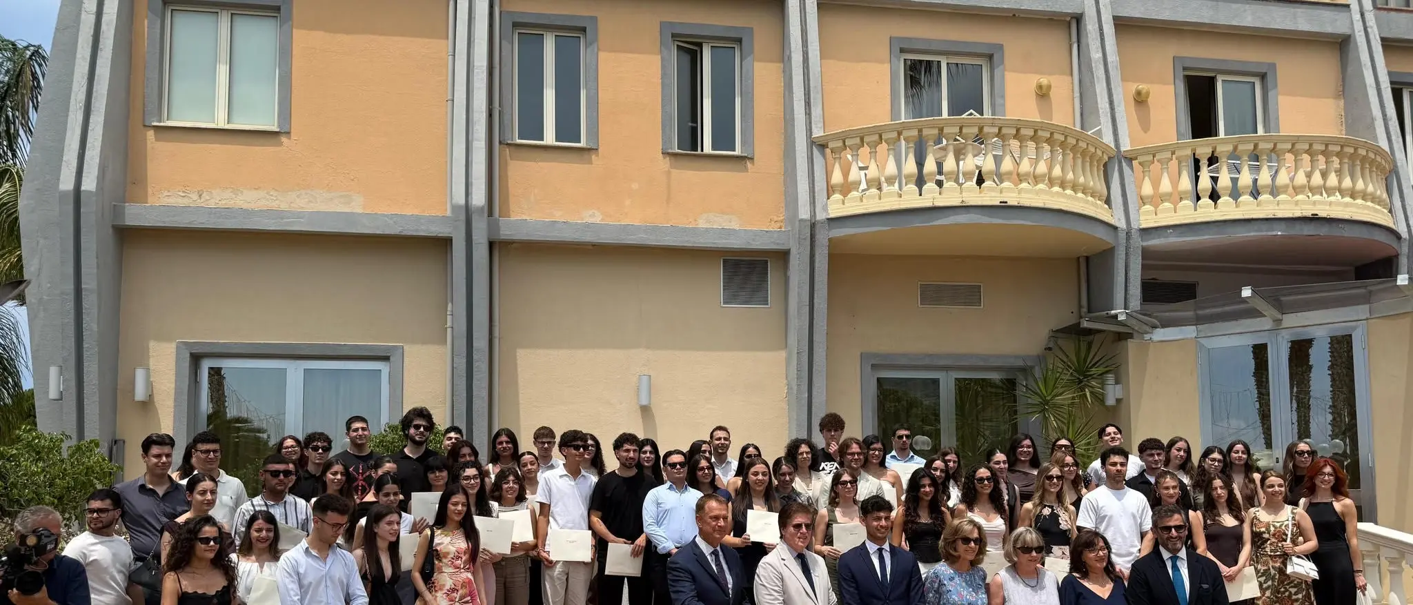 Amantea, la John Mott Foundation premia 105 studenti meritevoli: «Sacrifici finalmente valorizzati»\n