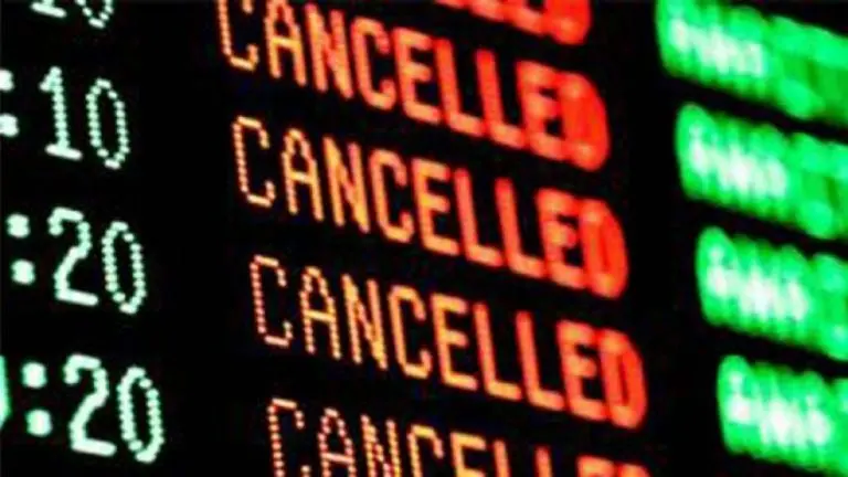 Luglio ad alta tensione per i trasporti: calendario fitto di scioperi tra aerei, treni e trasporto pubblico\n