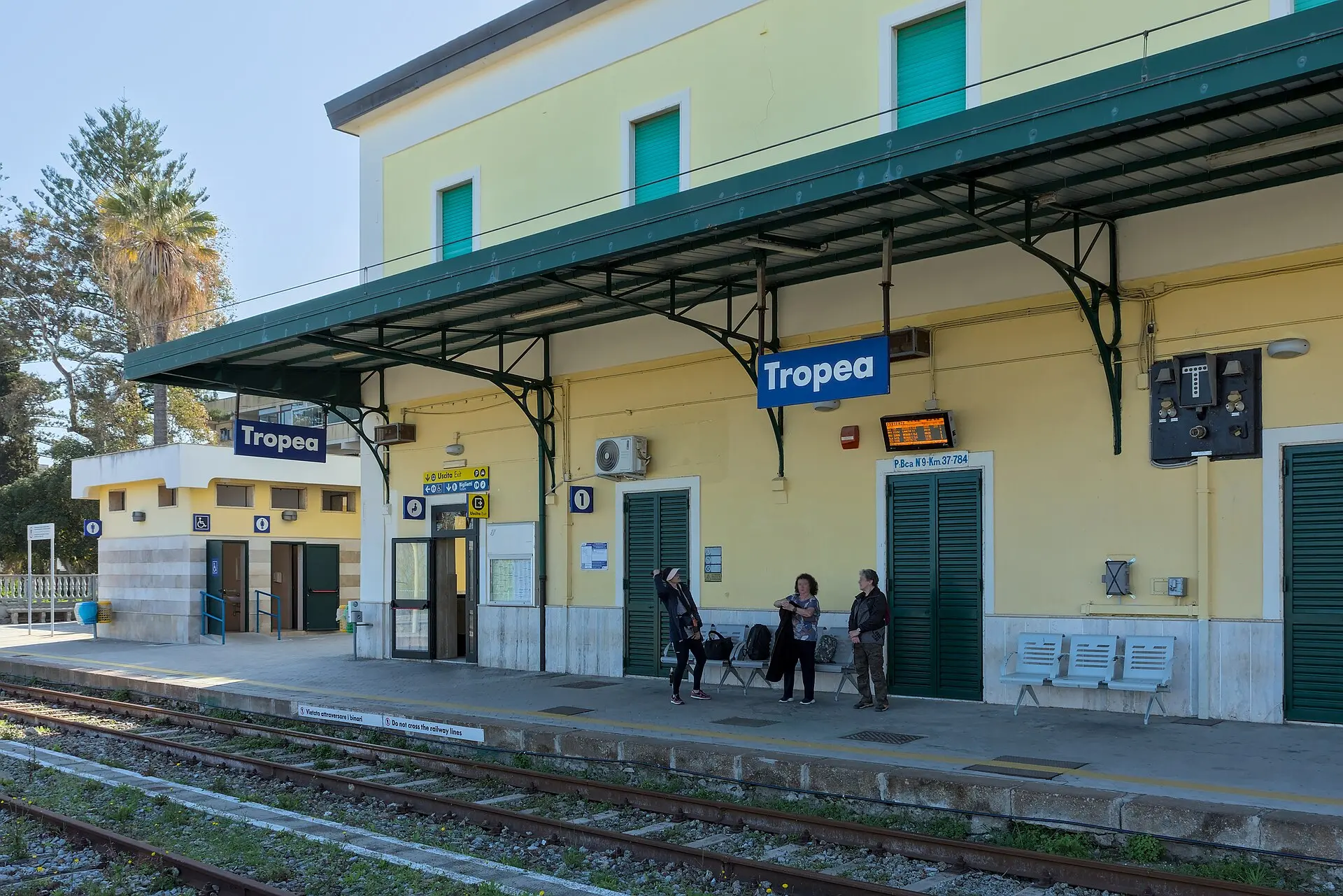 Tropea entra nella rete della Sala Blu di Rfi: da domani assistenza gratuita ai viaggiatori con disabilità e difficoltà motorie\n