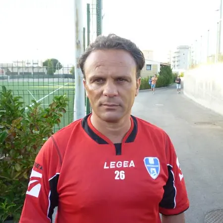 Dilettanti, lo Sporting Polistena riparte da mister Ferraro: rinnovo ufficiale nel segno della continuità\n