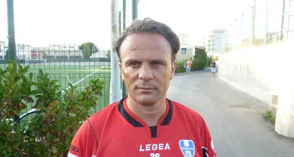 Dilettanti, lo Sporting Polistena riparte da mister Ferraro: rinnovo ufficiale nel segno della continuità\n