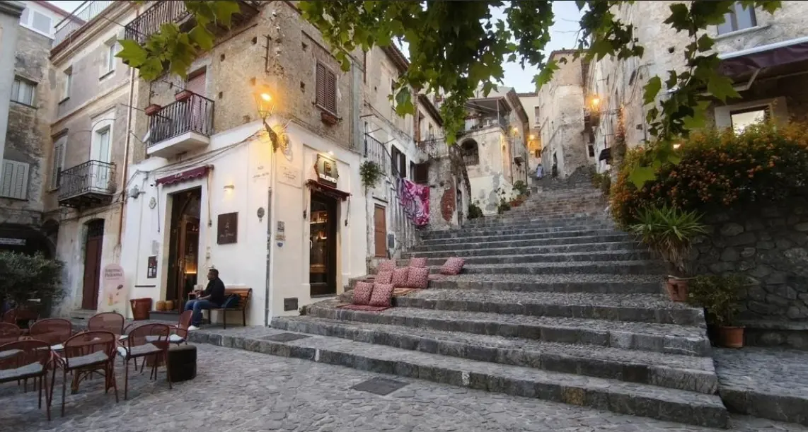 Scalea lancia Scalia Fest: tre giorni tra sapori, musica e cultura nel cuore del borgo antico\n