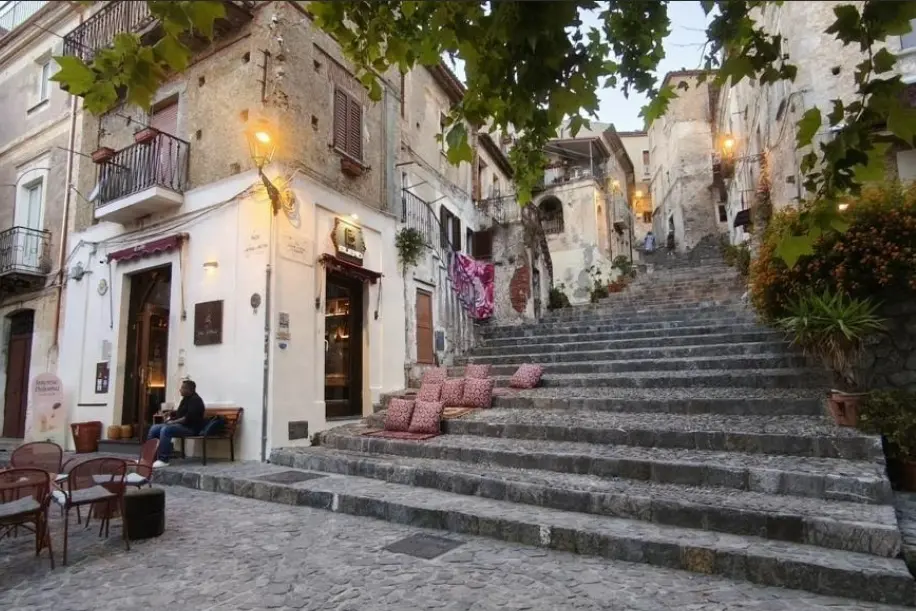 Scalea lancia Scalia Fest: tre giorni tra sapori, musica e cultura nel cuore del borgo antico\n