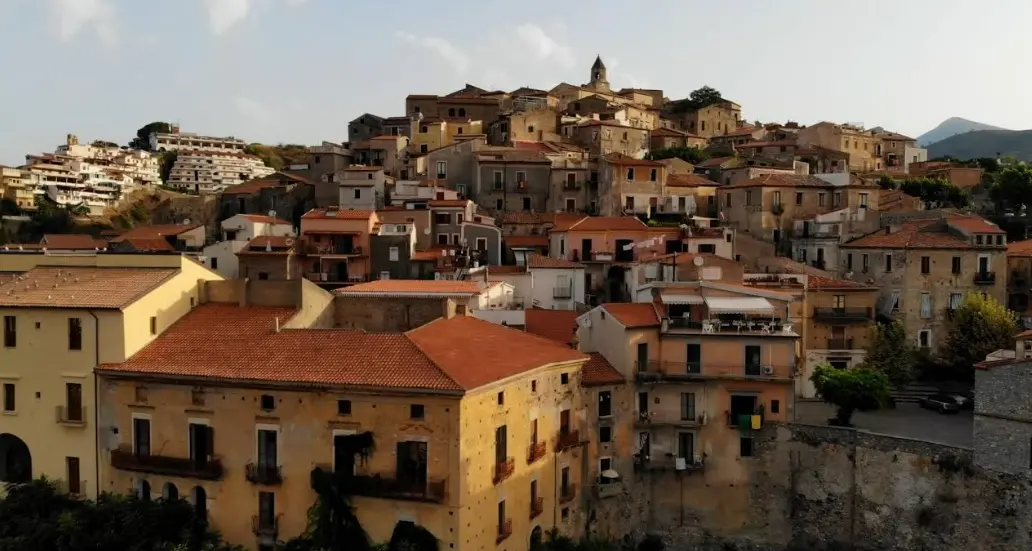 Notte in Note, a Scalea vincono i giovani talenti e la memoria\n