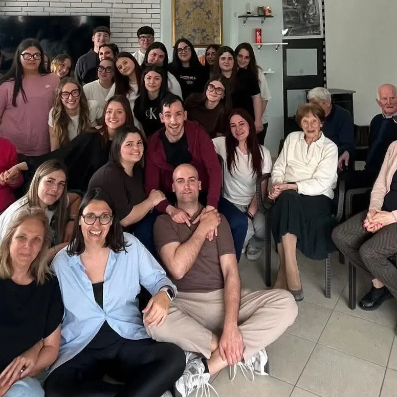 <p><span style=\"color:hsl(0, 75%, 60%);\">CasaPaese protagonista della campagna Sud Vivo</span>: Fondazione con il Sud segnala il modello nato a Cicala come risposta concreta allo spopolamento dei borghi</p>