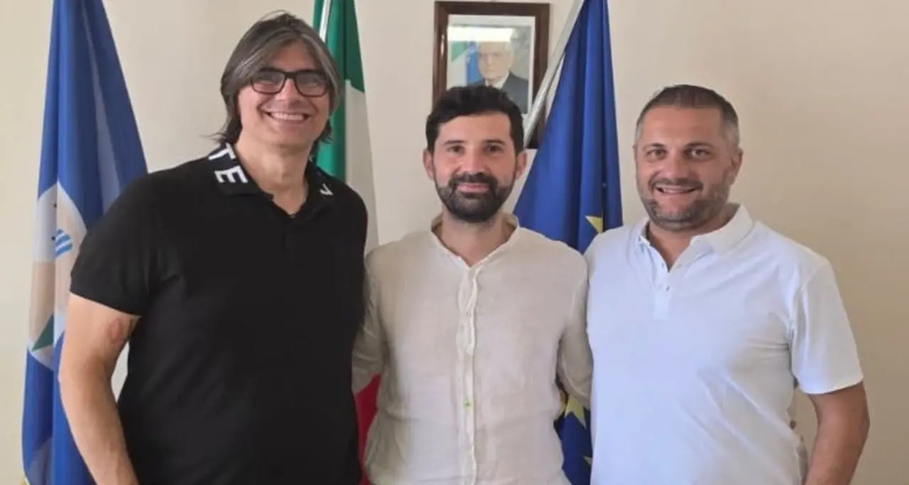 Dilettanti, il Bocale ricevuto a Palazzo Campanella: apprezzamento per la bandiera della Palestina sulla maglia\n
