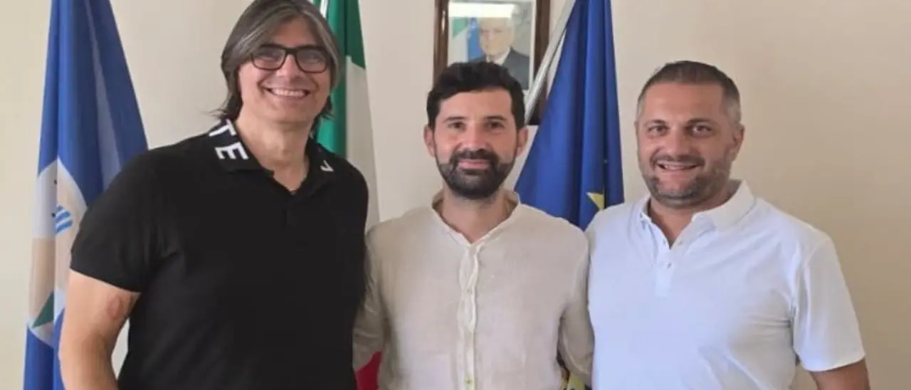 Dilettanti, il Bocale ricevuto a Palazzo Campanella: apprezzamento per la bandiera della Palestina sulla maglia\n