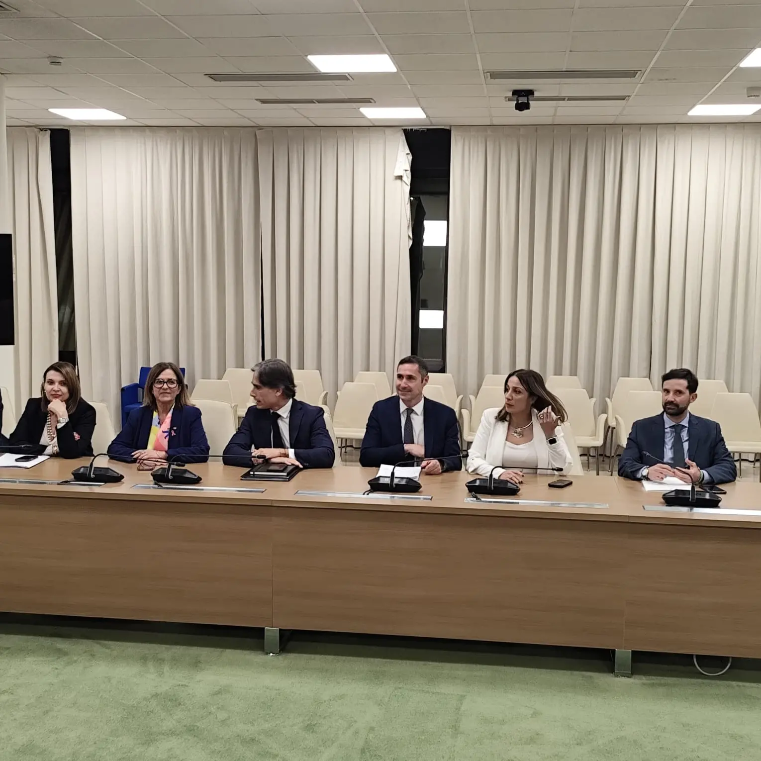Sottosegretari regionali, accolto il ricorso dell'opposizione: necessario il referendum per la modifica dello Statuto\n