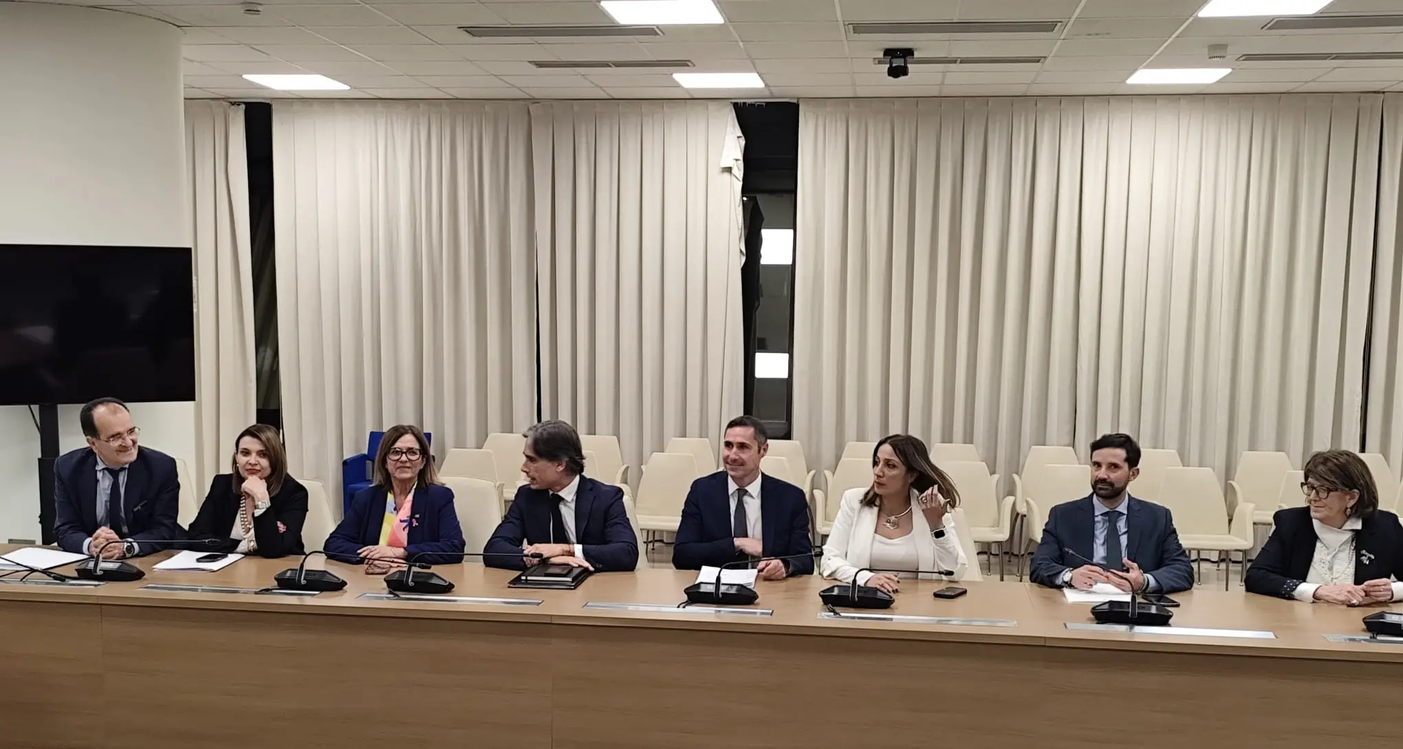Sottosegretari regionali, accolto il ricorso dell'opposizione: necessario il referendum per la modifica dello Statuto\n