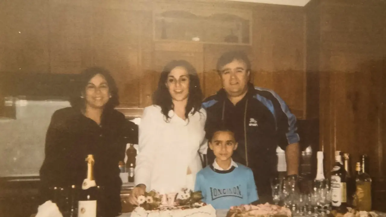 Vent’anni dopo l’alluvione di Vibo: «Ogni giorno dal 2006 a mezzogiorno e un quarto penso al mio papà»\n