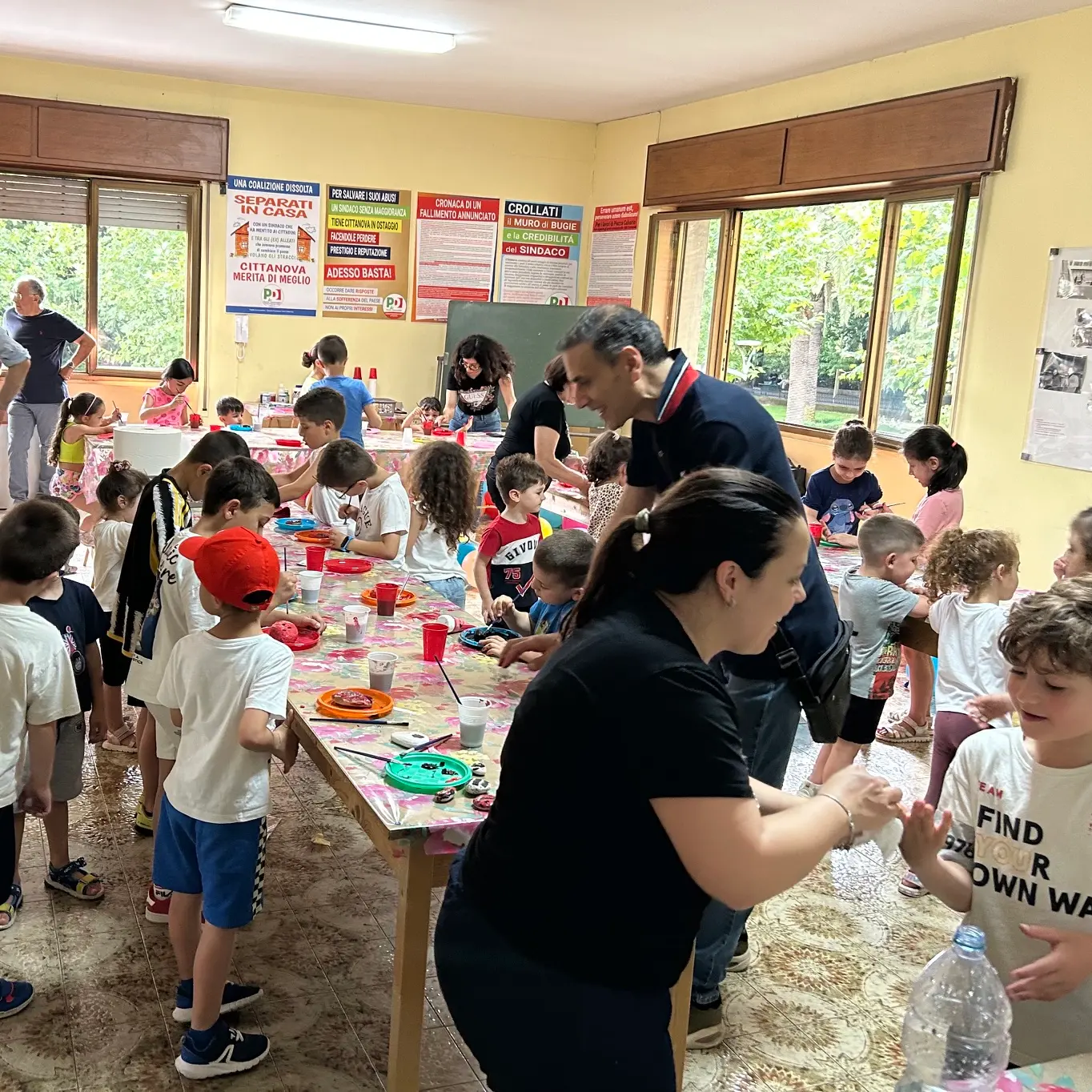 CreAmi conquista Cittanova al debutto: il laboratorio creativo delle Donne Democratiche apre un nuovo spazio di arte, condivisione e crescita dedicato ai più piccoli\n