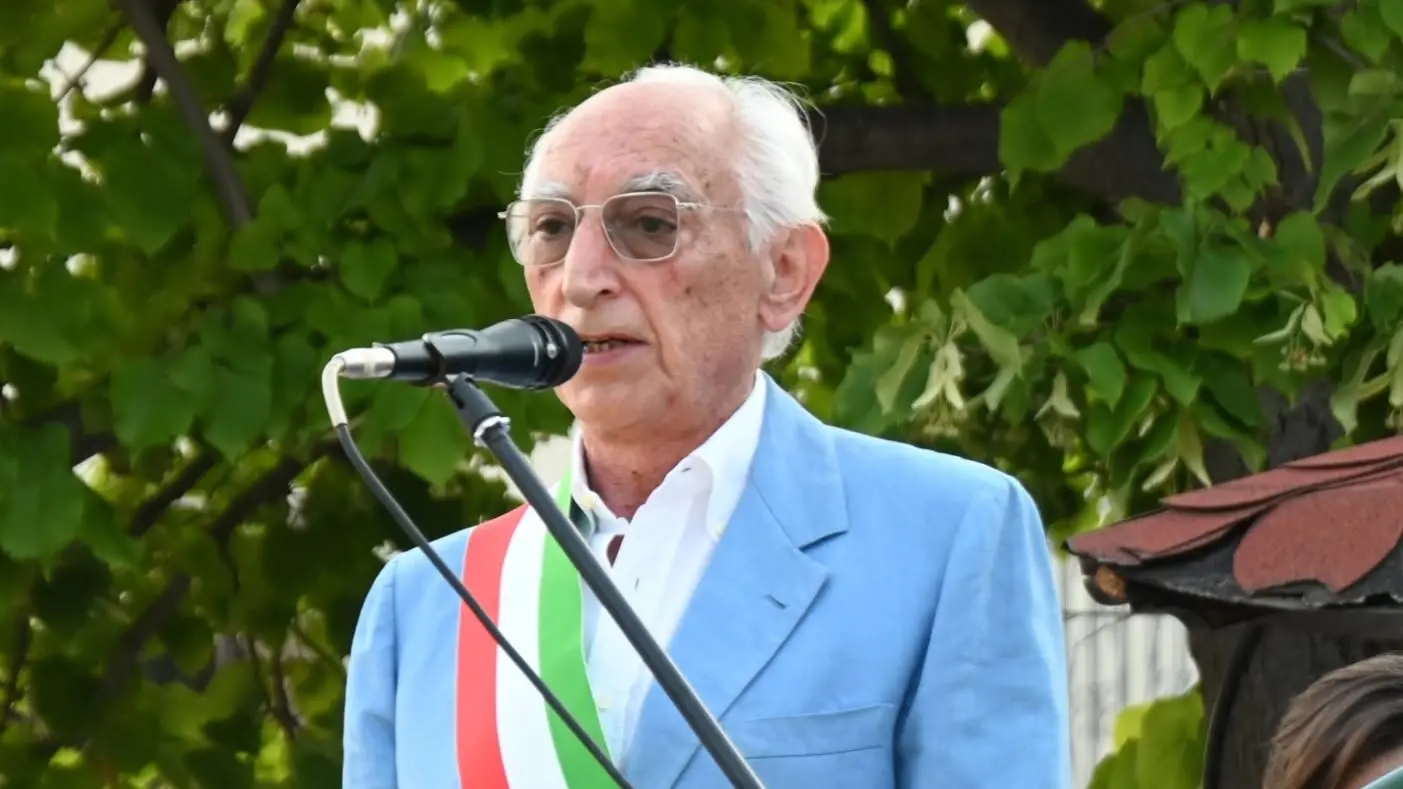 <p>Vincenzo Cascini</p>\\n